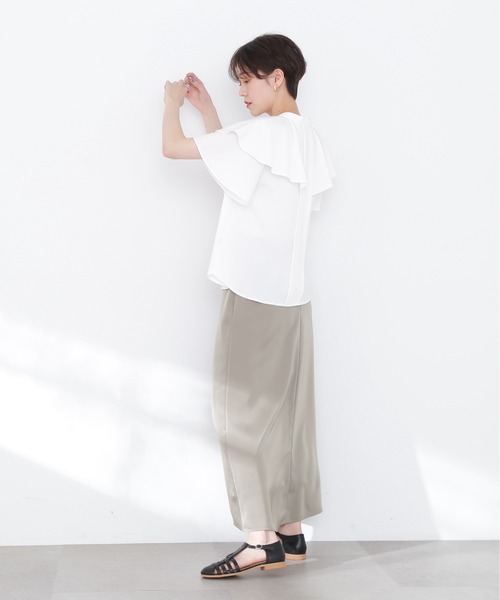 N.（N. Natural Beauty Basic）（エヌエヌナチュラルビューティーベーシック）の「◆ラッフルブラウス（シャツ/ブラウス・レディース・ブラック/オフホワイト/ブルー・MEDIUM）」の10枚目の写真