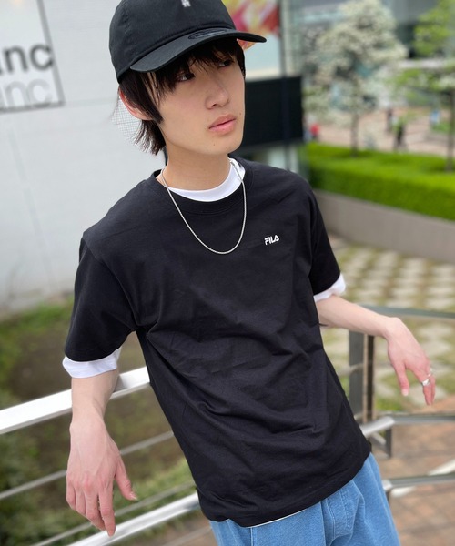 FILA(フィラ)の「FILA フィラ ブランド ロゴ ワンポイント 刺繍 グラデーション バックプリント 半袖 Tシャツ(Tシャツ/カットソー・メンズ・ブラック/ネイビー/ホワイト/サックスブルー・L/LL/M)」の20枚目の写真