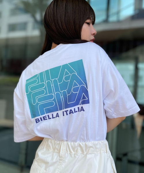 FILA(フィラ)の「FILA フィラ ブランド ロゴ ワンポイント 刺繍 グラデーション バックプリント 半袖 Tシャツ(Tシャツ/カットソー・メンズ・ブラック/ネイビー/ホワイト/サックスブルー・L/LL/M)」の16枚目の写真