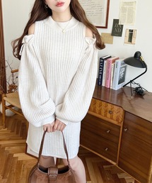 moment+（モーメントプラス）の「袖リボンショルダースリットニットワンピース（ワンピース）」