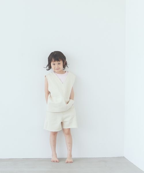 LOWRYS FARM(ローリーズファーム)の「デニムベスト 195454(ベスト・キッズ・オフホワイト/ブルー/ブラック・110cm/120cm/130cm/140cm/150cm)」の10枚目の写真