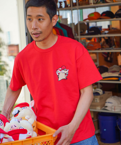 journal standard Furniture （ジャーナルスタンダードファニチャー）の「【SUPER MARKET/ スーパーマーケット】 DILLOS TEE（Tシャツ/カットソー・レディース・ホワイト/レッド/グリーン/ゴールド・MEDIUM/LARGE）」の5枚目の写真