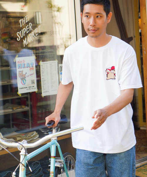 journal standard Furniture （ジャーナルスタンダードファニチャー）の「【SUPER MARKET/ スーパーマーケット】 DILLOS TEE（Tシャツ/カットソー・レディース・ホワイト/レッド/グリーン/ゴールド・MEDIUM/LARGE）」の7枚目の写真