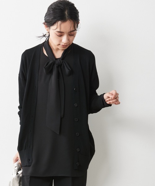 CHIC STYLE（シックスタイル）の「＜大きいサイズ＞ハイツイストレーヨン綿シンプルニットカーディガン シックスタイル（カーディガン/ボレロ・レディース・ブラック・L/LL/3L/4L/5L）」の2枚目の写真