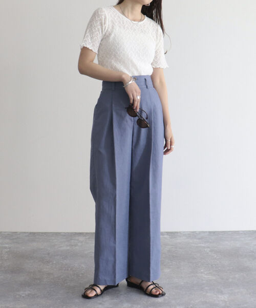 fredy emue(フレディエミュ)の「カットレース半袖プルオーバ(Tシャツ/カットソー・レディース・オフホワイト/アイボリー/ブラック・38)」の6枚目の写真