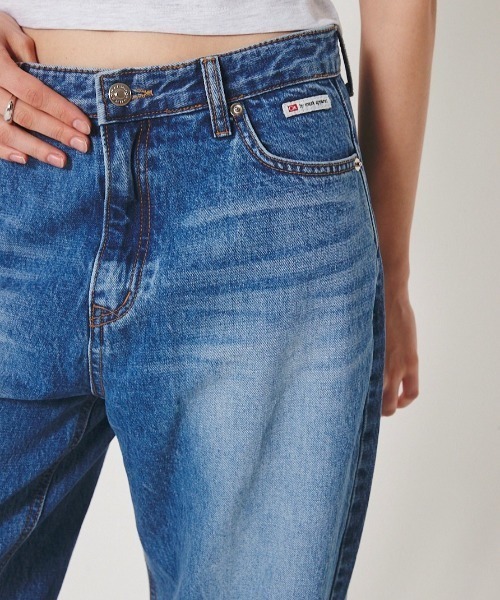 CRANK（クランク）の「【CRANK/クランク】LOGO PATCH JEANS / ジーンズ デニム ブルーデニム（デニムパンツ・レディース・ライトブルー/ブルー・S/M）」の12枚目の写真