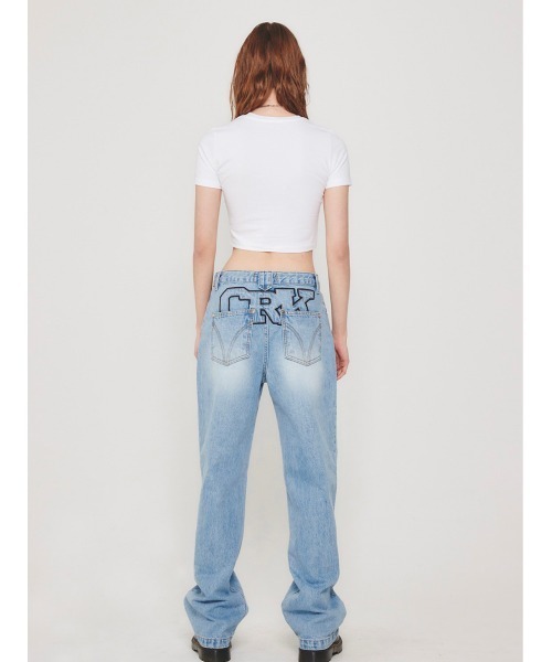 CRANK（クランク）の「【CRANK/クランク】LOGO PATCH JEANS / ジーンズ デニム ブルーデニム（デニムパンツ・レディース・ライトブルー/ブルー・S/M）」の6枚目の写真