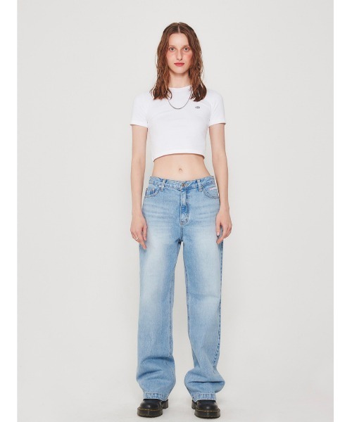 CRANK（クランク）の「【CRANK/クランク】LOGO PATCH JEANS / ジーンズ デニム ブルーデニム（デニムパンツ・レディース・ライトブルー/ブルー・S/M）」の4枚目の写真