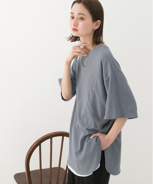 ⭐️未使用近い⭐️CC 2023-24 AW(秋冬)半袖Tシャツ・カットソー L AZUL BY MOUSSY | バックスリットシアーロングトップス (Tシャツ