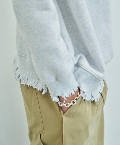 unclip（アンクリップ）の「ダメージルーズスウェット（スウェット・レディース・アイボリー/グレー・FREE）」の14枚目の写真