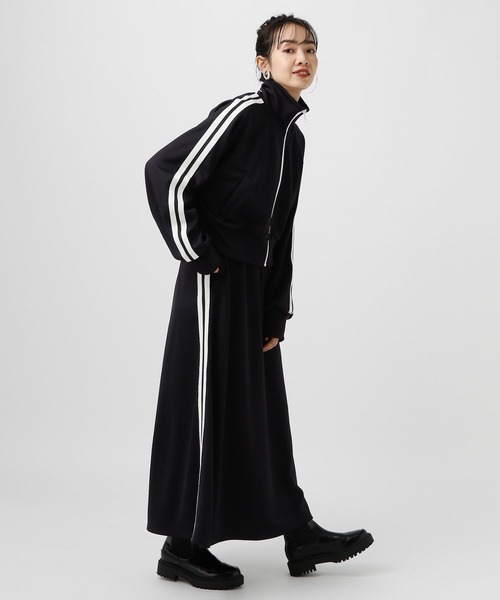 BAYFLOW（ベイフロー）の「ショートトラックジャケット（ブルゾン・レディース・ブラック/アイボリー/ボルドー・FREE）」の5枚目の写真