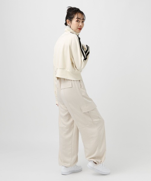 BAYFLOW（ベイフロー）の「ショートトラックジャケット（ブルゾン・レディース・ブラック/アイボリー/ボルドー・FREE）」の10枚目の写真