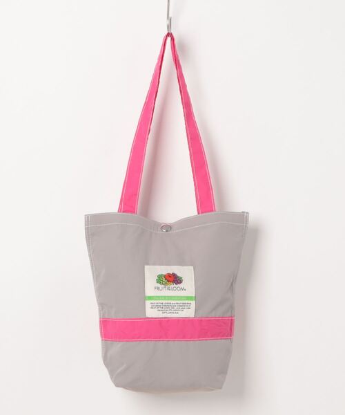FRUIT OF THE LOOM（フルーツオブザルーム）の「【FRUIT OF THE LOOM】ナイロントートバッグ Mサイズ（トートバッグ・メンズ・ブラック/レッド/グレー/グリーン/ブルー/アイボリー/杢グレー/チャコールグレー/ピンク/ミント/ネイビー/バイオレット/オリーブ/カーキ/ブルーグレー・FREE）」の4枚目の写真