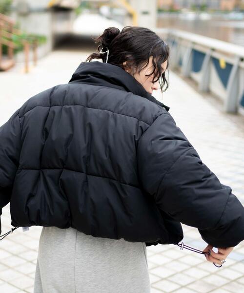 WEGO（ウィゴー）の「WEGO/ショートパテッドブルゾン（ダウンジャケット/コート・レディース・ブラック/オフホワイト・FREE）」の15枚目の写真