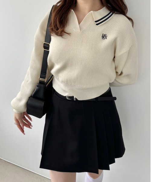 OLIVE des OLIVE(オリーブデオリーブ)の「スキッパーニット 1041050080(ニット/セーター・レディース・ブラック系その他/ブラック/サックスブルー/オフホワイト・FREE)」の2枚目の写真