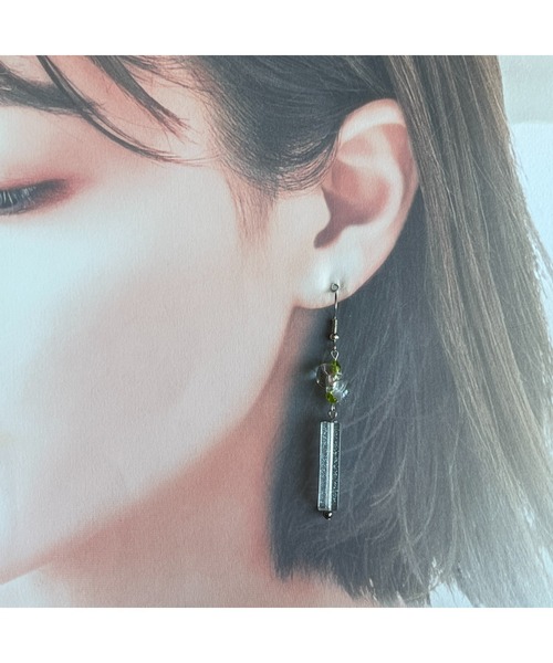 tone（トーン）の「【-lensa-】レクタングルピロングアス(MA)（ピアス（両耳用）・レディース・シルバー・FREE）」の6枚目の写真