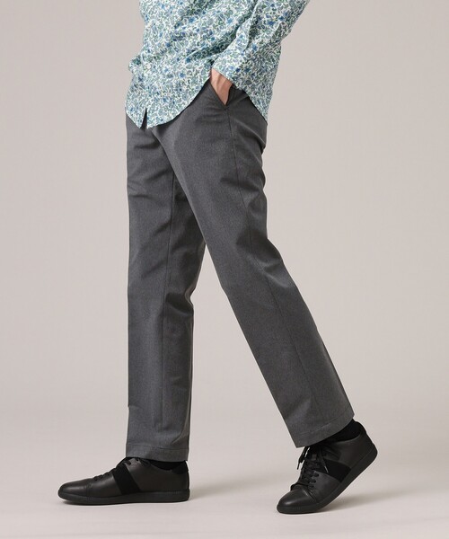 individual sentiments<br />UNISEX エラスティックウエストセミフレアパンツ / UNEVEN BLUE