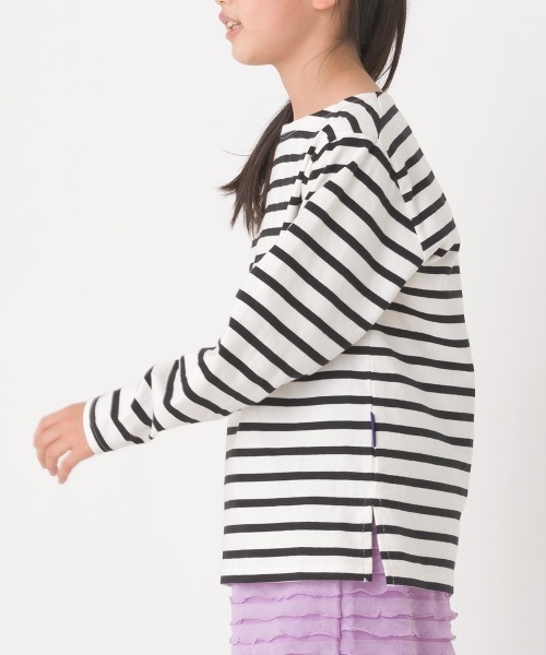 OMNES（オムネス）の「キッズ10番単ボーダー長袖Tシャツ（Tシャツ/カットソー・キッズ・ホワイト×ブルー/ホワイト×ブラック/ホワイト系その他3/ホワイト系その他/ホワイト系その他2/グレー系その他/ピンク系その他/ベージュ系その他・100/140/130/120/110/150）」の9枚目の写真
