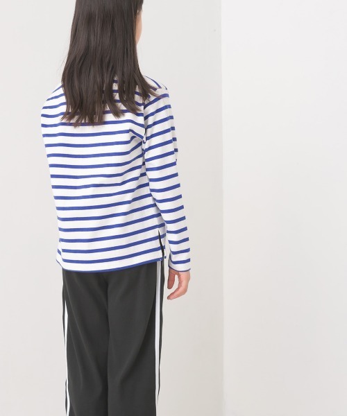 OMNES（オムネス）の「キッズ10番単ボーダー長袖Tシャツ（Tシャツ/カットソー・キッズ・ホワイト×ブルー/ホワイト×ブラック/ホワイト系その他3/ホワイト系その他/ホワイト系その他2/グレー系その他/ピンク系その他/ベージュ系その他・100/140/130/120/110/150）」の21枚目の写真