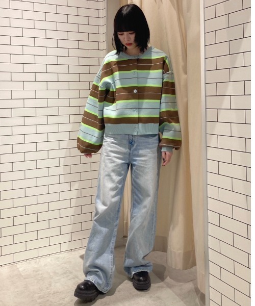 RODEO CROWNS WIDE BOWL（ロデオクラウンズワイドボウル）の「A-LIGHT KNIT アソートカーディガン（カーディガン/ボレロ・レディース・グリーン系その他/ホワイト系その他/ブルー系その他3/アイボリー/チャコールグレー・MEDIUM/SMALL）」の11枚目の写真