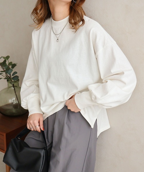 Social GIRL（ソーシャルガール）の「ハイネックボリューム袖ロンT（Tシャツ/カットソー・レディース・アイボリー/ブラック/オフホワイト/グレイッシュベージュ/ブルー/ホワイト系その他/ブラック系その他/ホワイト・FREE）」の4枚目の写真