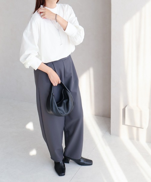 Social GIRL（ソーシャルガール）の「ハイネックボリューム袖ロンT（Tシャツ/カットソー・レディース・アイボリー/ブラック/オフホワイト/グレイッシュベージュ/ブルー/ホワイト系その他/ブラック系その他/ホワイト・FREE）」の19枚目の写真