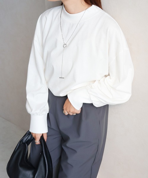 Social GIRL（ソーシャルガール）の「ハイネックボリューム袖ロンT（Tシャツ/カットソー・レディース・アイボリー/ブラック/オフホワイト/グレイッシュベージュ/ブルー/ホワイト系その他/ブラック系その他/ホワイト・FREE）」の21枚目の写真