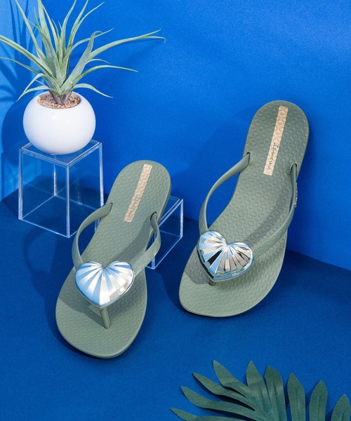 IPANEMA（イパネマ）の「Ipanema / "MAXI FASHION III" サンダル（サンダル・レディース・ライトピンク/カーキ/ブラック/ブルー系・34/35/36/37/38）」の2枚目の写真