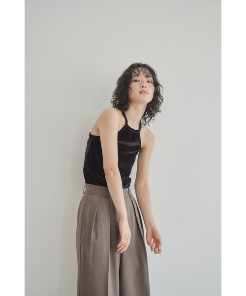 Abor(アボア)の「【Abor】Velours Halter Cami/ベロアホルターキャミ(キャミソール・レディース・ブルーグレー/ブラック/グレー/ベージュ・FREE)」の17枚目の写真