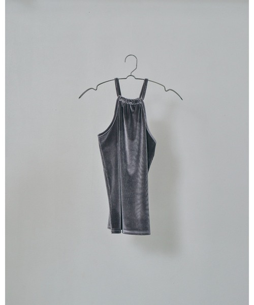 Abor(アボア)の「【Abor】Velours Halter Cami/ベロアホルターキャミ(キャミソール・レディース・ブルーグレー/ブラック/グレー/ベージュ・FREE)」の5枚目の写真