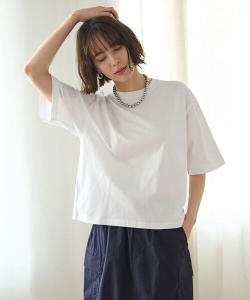 UNFILO(アンフィーロ)の「ベーシックTEE(Tシャツ/カットソー・レディース・ダルブルー系1/パープル系/ホワイト系/ネイビー系1/ブルー系/ブラック系・MEDIUM/LARGE)」の1枚目の写真