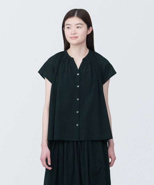 無印良品（ムジルシリョウヒン）の「婦人　強撚ボイル　フレンチスリーブブラウス（シャツ/ブラウス・レディース・ホワイト/グリーン/ブラック/ネイビー・L/M/S/XS/XL）」の3枚目の写真