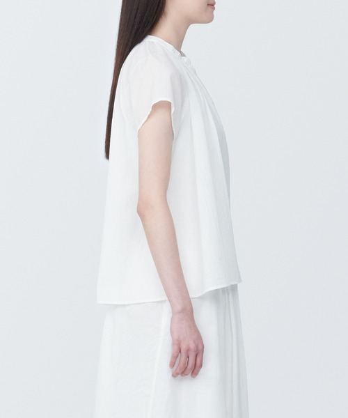無印良品（ムジルシリョウヒン）の「婦人　強撚ボイル　フレンチスリーブブラウス（シャツ/ブラウス・レディース・ホワイト/グリーン/ブラック/ネイビー・L/M/S/XS/XL）」の6枚目の写真