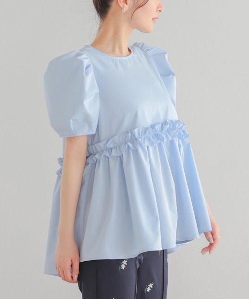 新品 Fit more バックリボン切り替えフリルブラウス バックリボン切り替えフリルブラウス（シャツ/ブラウス）｜Fit