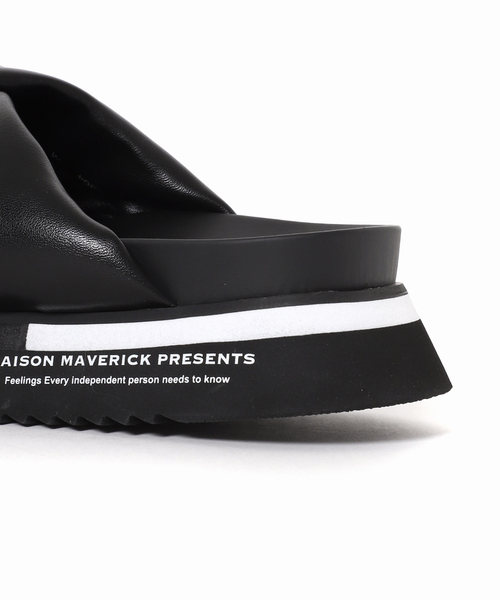 LE TALON(ルタロン)の「MAISON MAVERICK PRESENTS fussbettサンダル(サンダル・レディース・ブラック/ホワイト・39/37)」の8枚目の写真
