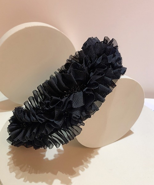 LAFFMO(ラフモ)の「チュールフリルカチューシャ(カチューシャ・レディース・ベージュ/ブラック・F)」の9枚目の写真