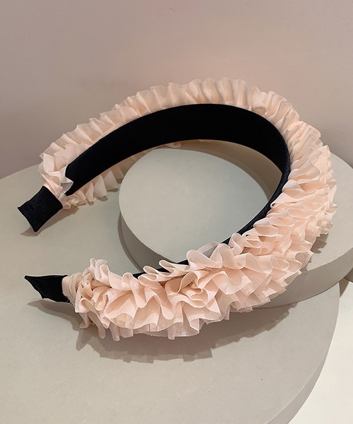 LAFFMO(ラフモ)の「チュールフリルカチューシャ(カチューシャ・レディース・ベージュ/ブラック・F)」の16枚目の写真