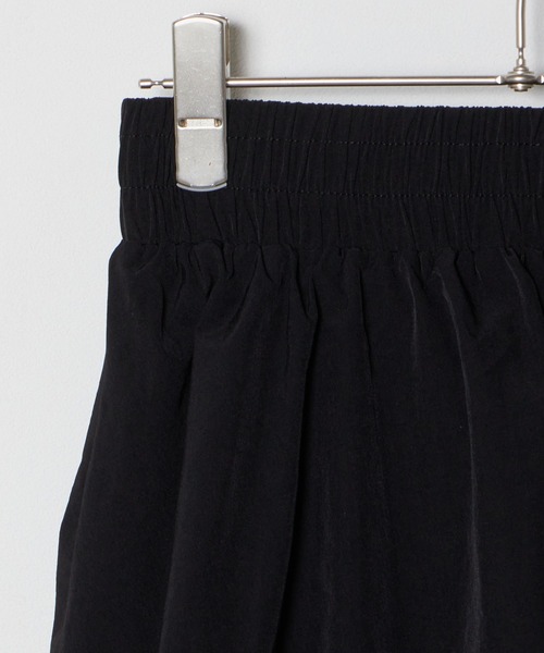 ROOPTOKYO(ループトウキョウ)の「Balloon Simple Mini Skirt/バルーンシンプルミニスカート(スカート・レディース・ホワイト/ブラック・FREE)」の7枚目の写真