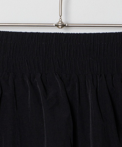 ROOPTOKYO(ループトウキョウ)の「Balloon Simple Mini Skirt/バルーンシンプルミニスカート(スカート・レディース・ホワイト/ブラック・FREE)」の8枚目の写真