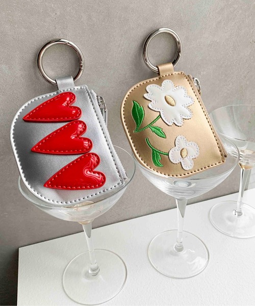 Casselini(キャセリーニ)の「Casselini(キャセリーニ)モチーフコインケース(コインケース・レディース・ブラック/ゴールド/シルバー・FREE)」の19枚目の写真