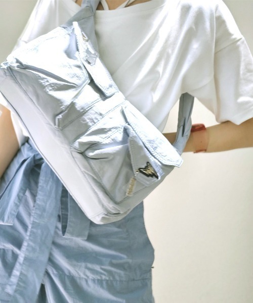 CRYSTAL BALL（クリスタルボール）の「チャームポケットショルダーバッグ（ショルダーバッグ・レディース・サックスブルー/カーキ/ブラック・FREE）」の3枚目の写真