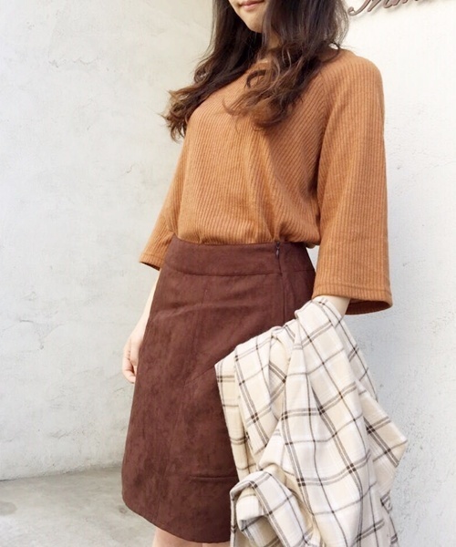 Kastane（カスタネ）の「リブカットソーP/O（Tシャツ/カットソー・レディース・アイボリー/チャコールグレー/カーキ/キャメル・FREE）」の4枚目の写真