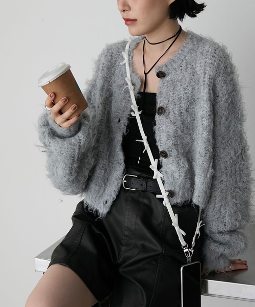 forksy.(フォルクシー)の「【forksy.】ベロアミニリボンストラップ/スマホストラップ(スマホグッズ・レディース・レッド/ホワイト/ブルー/ブラック・FREE)」の15枚目の写真