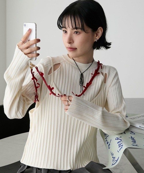 forksy.(フォルクシー)の「【forksy.】ベロアミニリボンストラップ/スマホストラップ(スマホグッズ・レディース・レッド/ホワイト/ブルー/ブラック・FREE)」の13枚目の写真