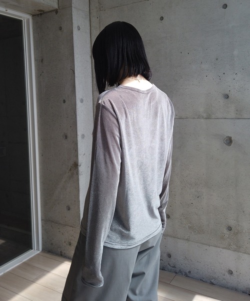 y/m by RIKA（イムバイリカ）の「シアーベロアトップス（Tシャツ/カットソー・レディース・イエロー/ブラック/グレー・FREE）」の16枚目の写真