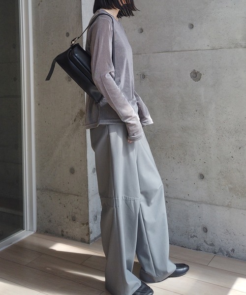 y/m by RIKA（イムバイリカ）の「シアーベロアトップス（Tシャツ/カットソー・レディース・イエロー/ブラック/グレー・FREE）」の18枚目の写真