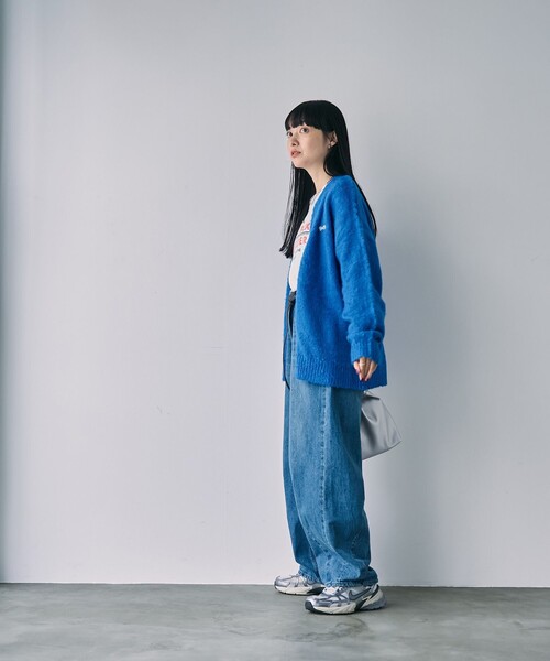 PENNEYS（ぺニーズ）の「PENNEYS（ぺニーズ）別注シャギーVネックカーディガン（カーディガン/ボレロ・レディース・ダークブラウン/オフホワイト/コバルトブルー/ワインレッド・M/L）」の12枚目の写真