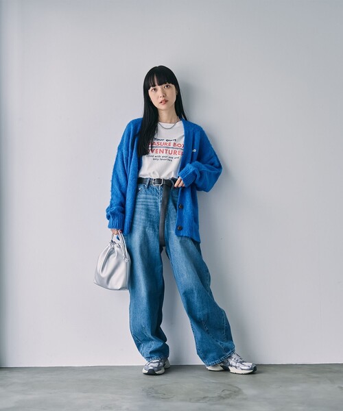 PENNEYS（ぺニーズ）の「PENNEYS（ぺニーズ）別注シャギーVネックカーディガン（カーディガン/ボレロ・レディース・ダークブラウン/オフホワイト/コバルトブルー/ワインレッド・M/L）」の14枚目の写真