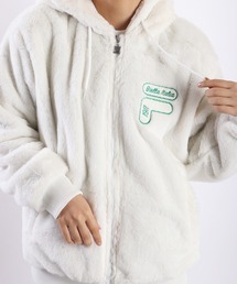 フィラFILA　テニス　フェイクファージャケットMオフホワイト 新品 未使用 フィラFILA フェイクファー ジャケット テニス ゴルフ S