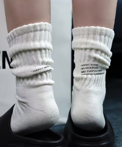CALIFORNIA OUTFITTERS（カリフォルニア アウトフィッターズ）の「3-8E28 バック 英字ポイント くしゅくしゅ リブソックス（ソックス/靴下・レディース・チャコール/ホワイト/ブラック・ONESIZE）」の6枚目の写真
